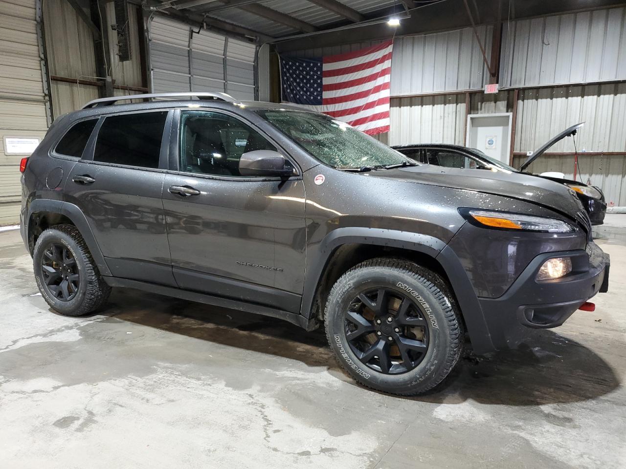 2016 Jeep Cherokee - Image 4