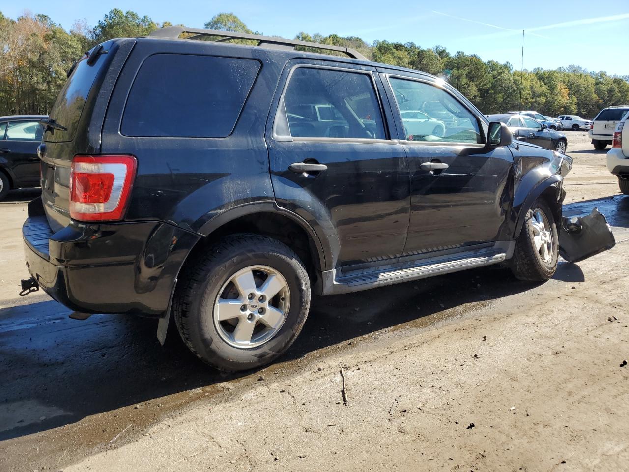 2009 Ford Escape - Image 3