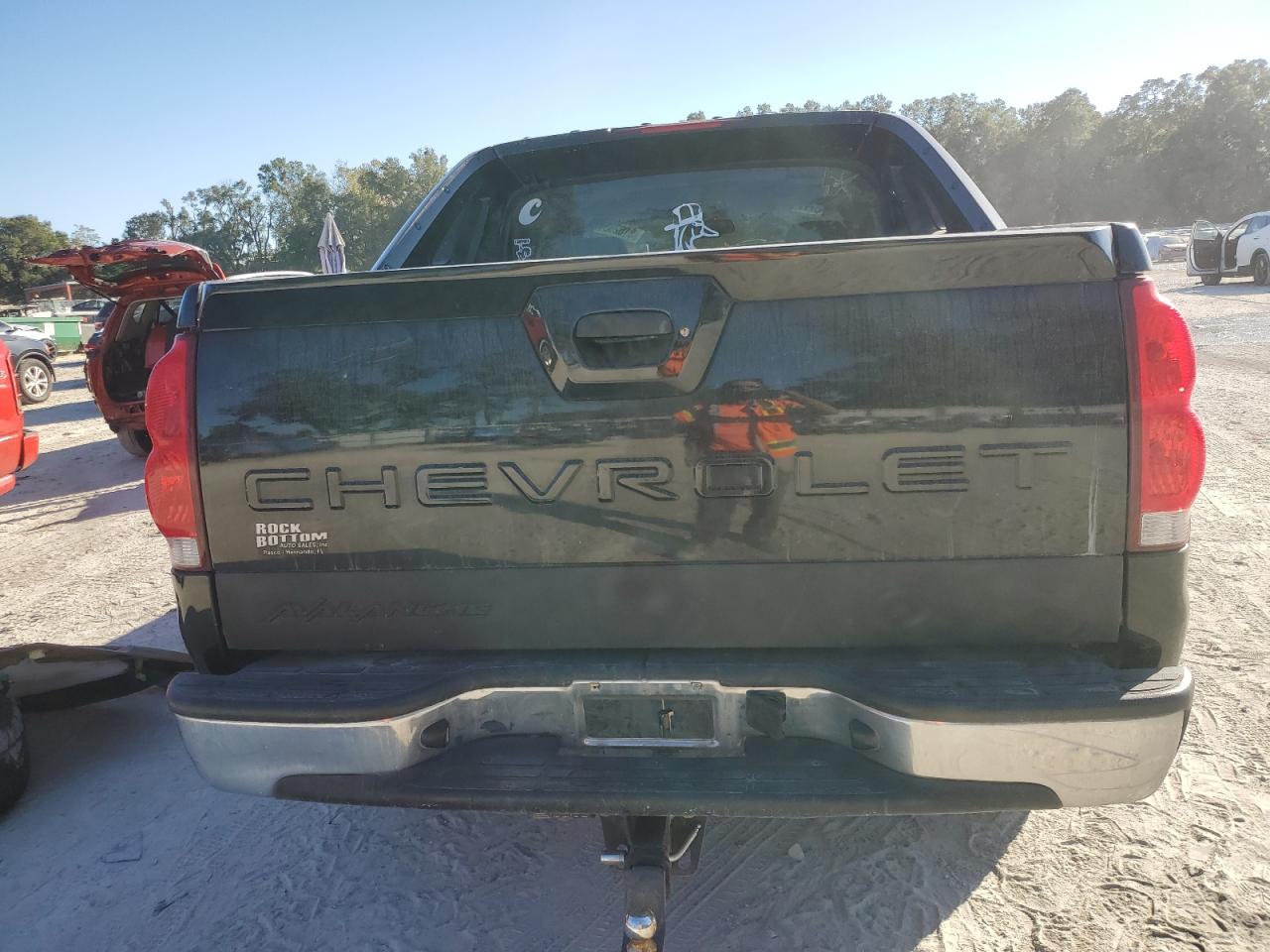 2005 Chevrolet Avalanche - Image 6