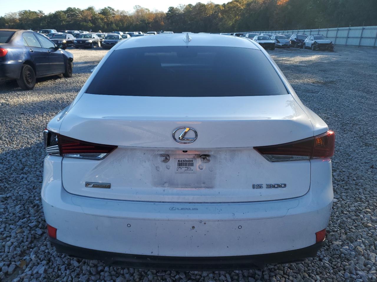 2018 Lexus IS - Image 6