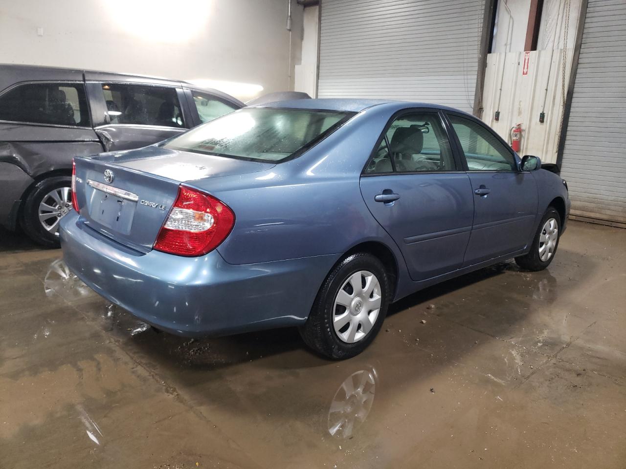 2004 Toyota Camry Le VIN: 4T1BE32K04U807767 Lot: 79464674