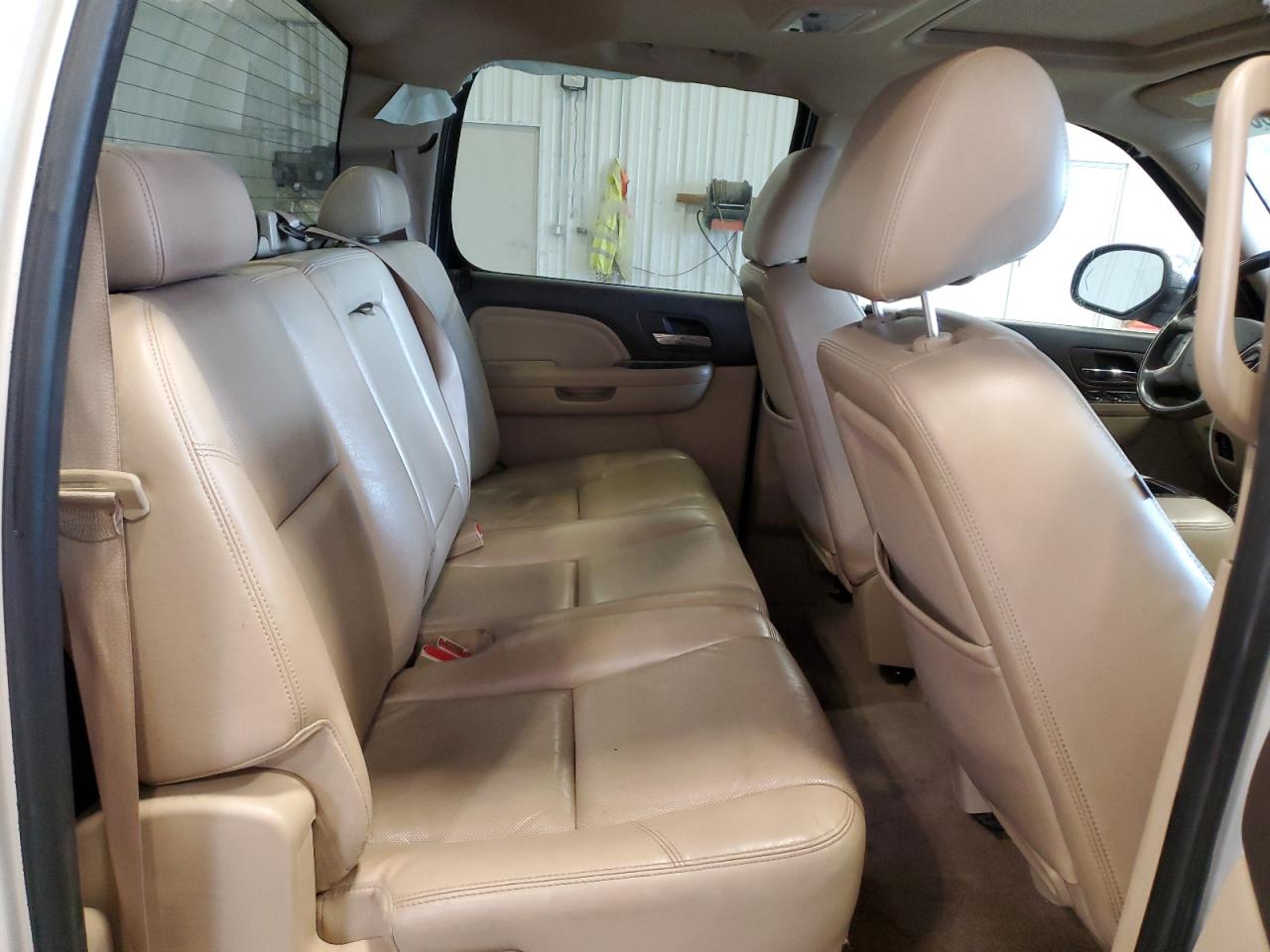 2011 GMC Sierra - Image 10