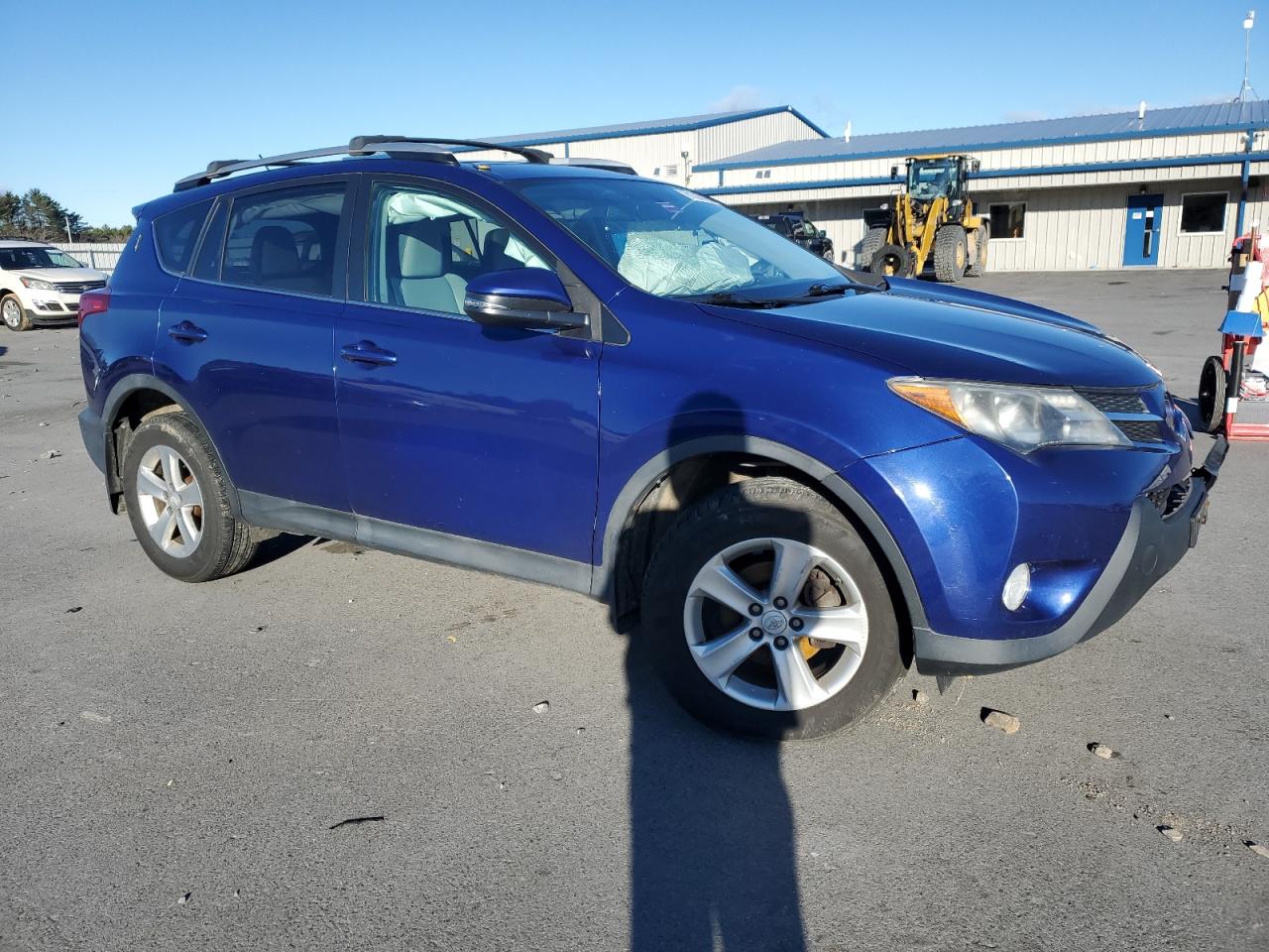 VIN 2T3RFREV1EW152077 2014 TOYOTA RAV4 no.4