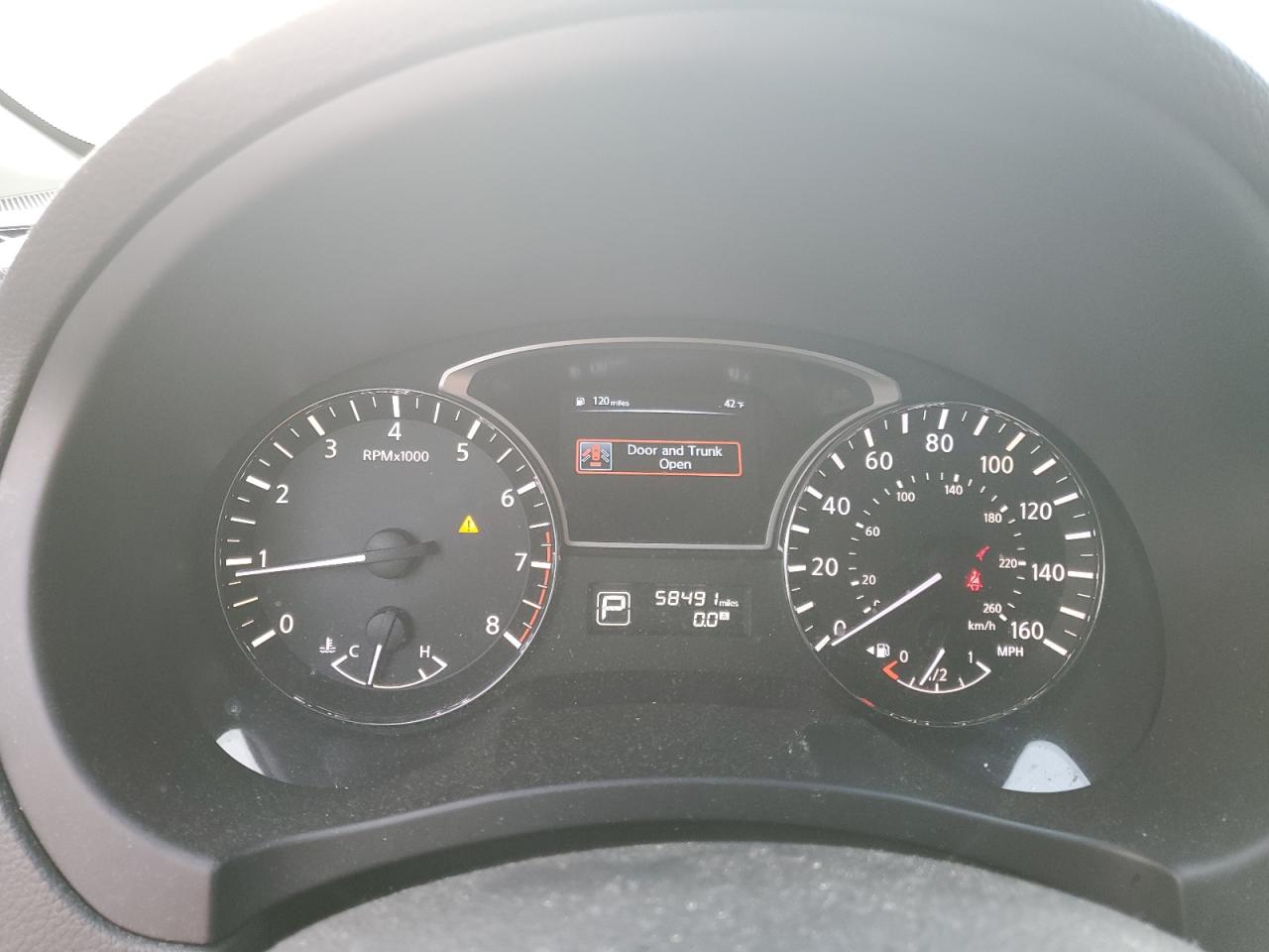 2014 Nissan Altima - Image 9