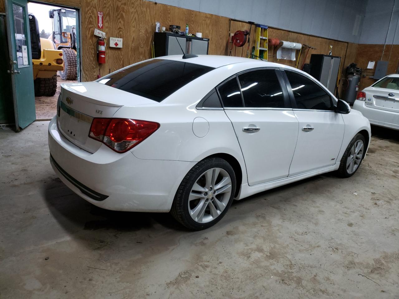 2015 Chevrolet Cruze - Image 3