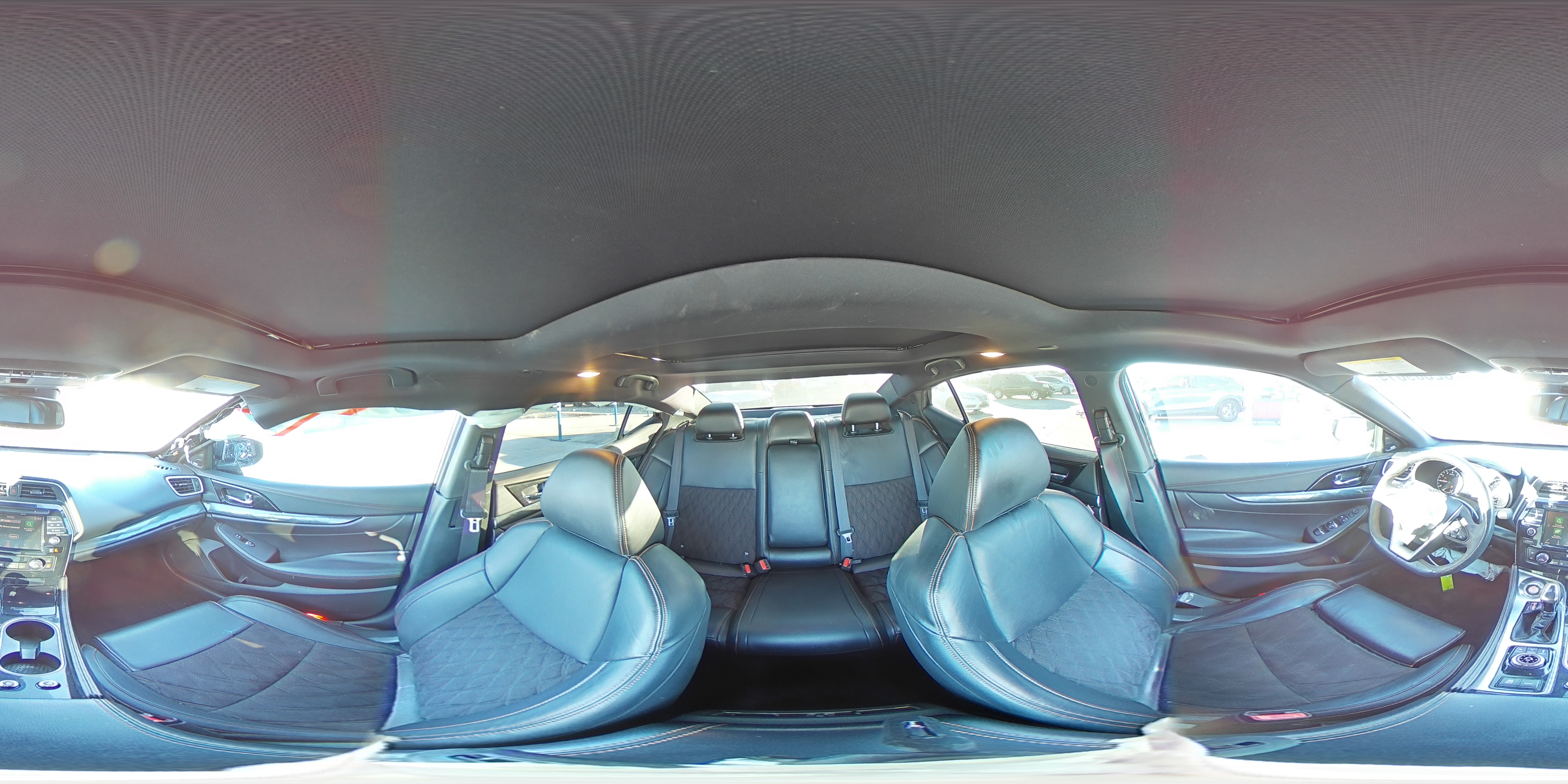 2019 Nissan Maxima - Image 13