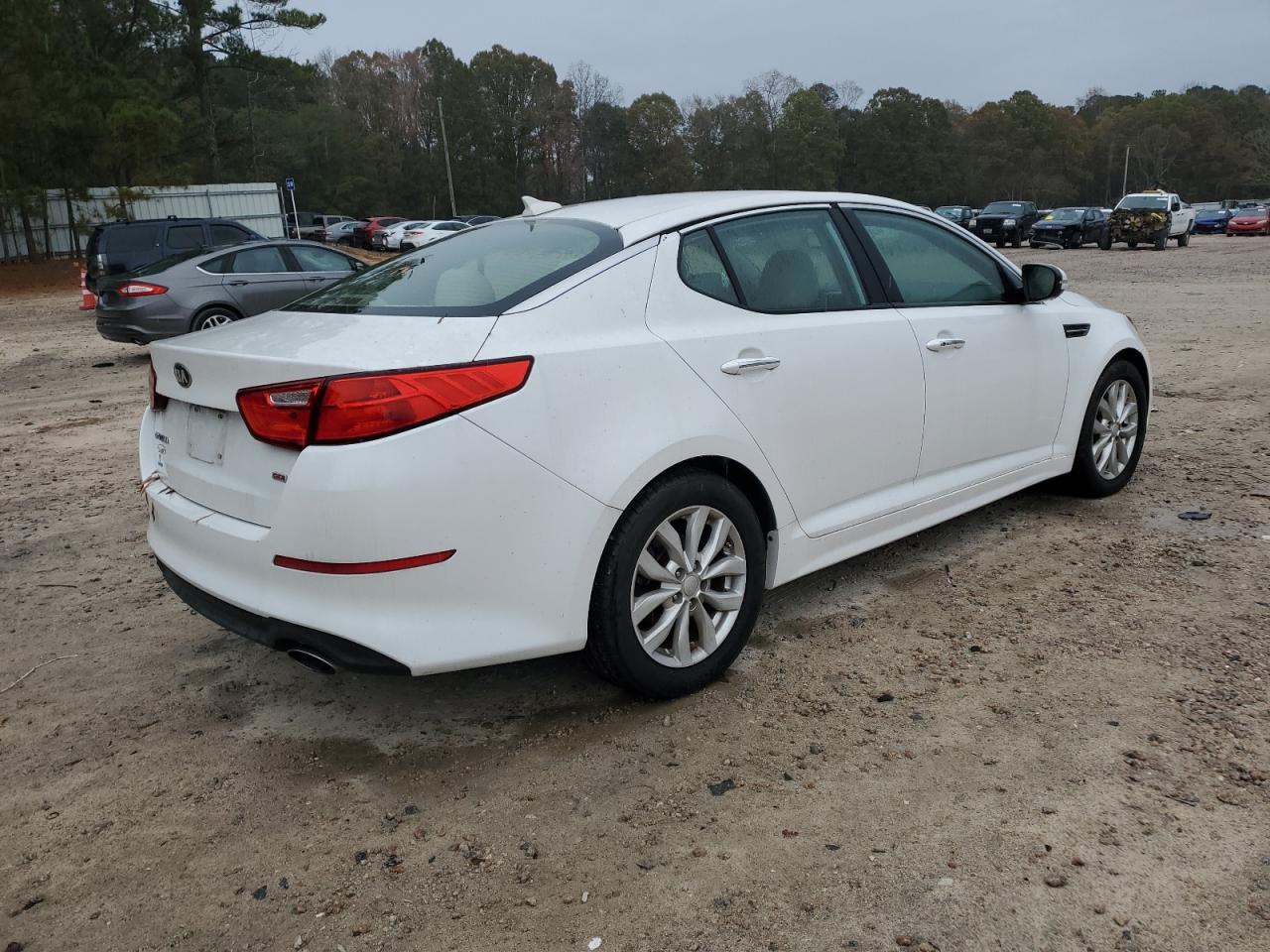 2015 Kia Optima - Image 3