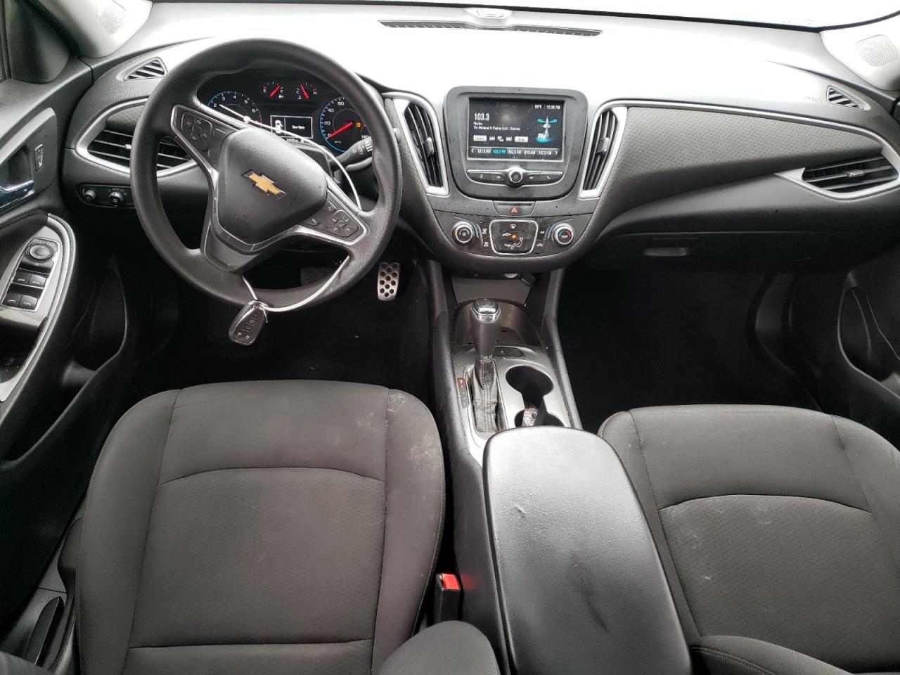 2019 Chevrolet Malibu - Image 8