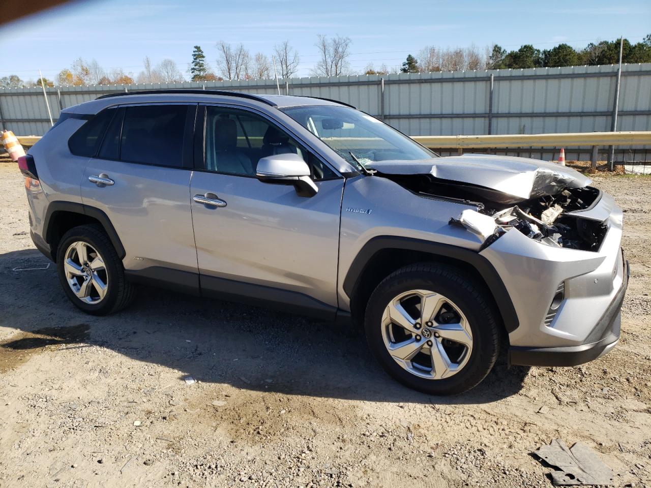 2019 Toyota RAV 4 - Image 4