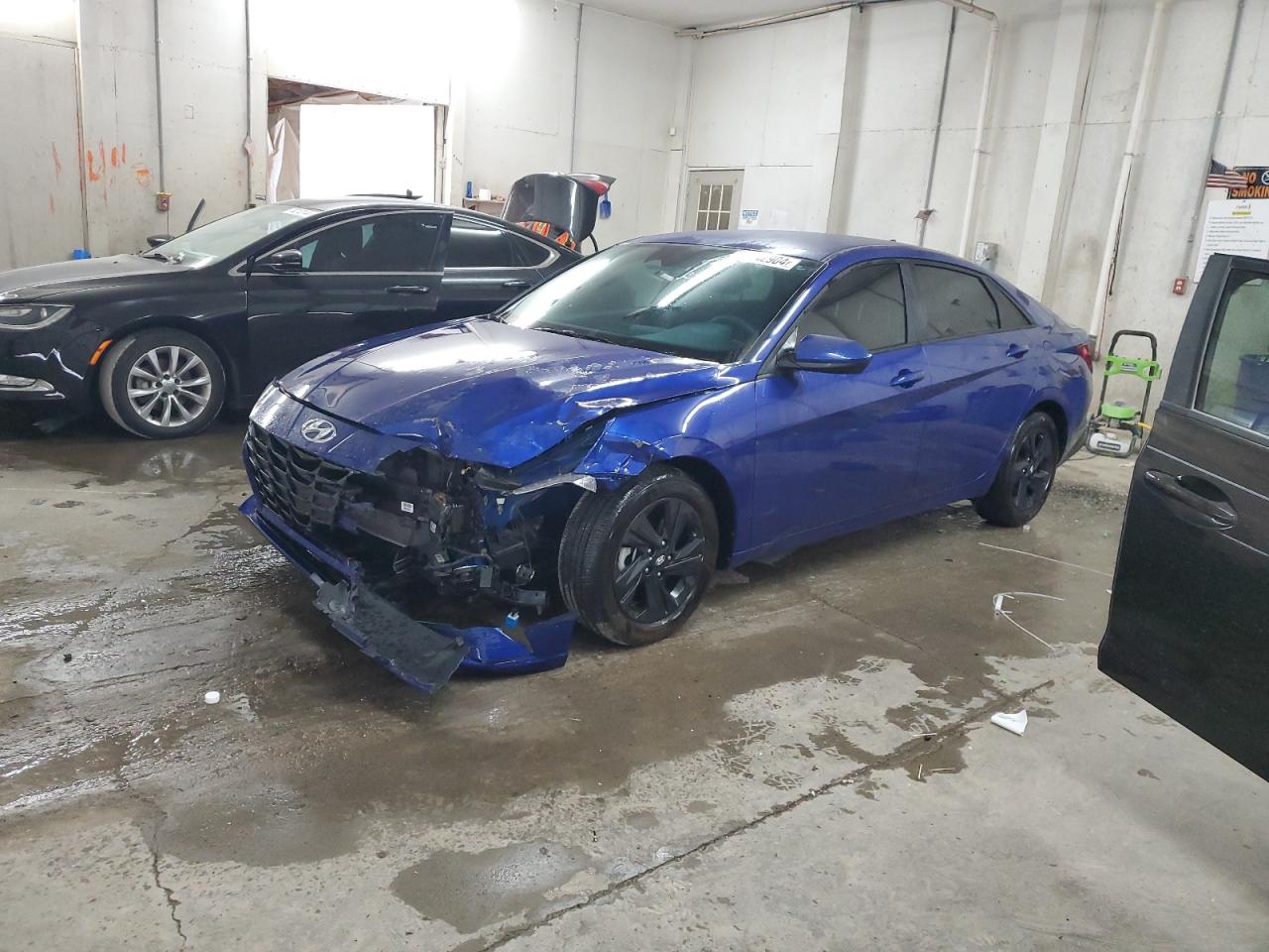 2023 Hyundai Elantra - Image 1