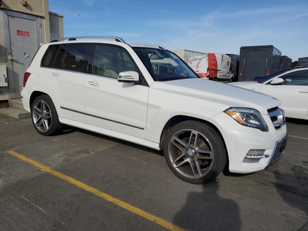 VIN WDCGG8JB2DG139630 2013 MERCEDES-BENZ GLK-CLASS no.4