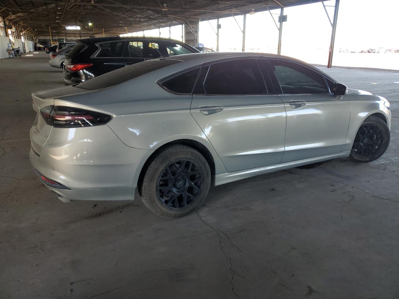 2016 Ford Fusion - Image 3