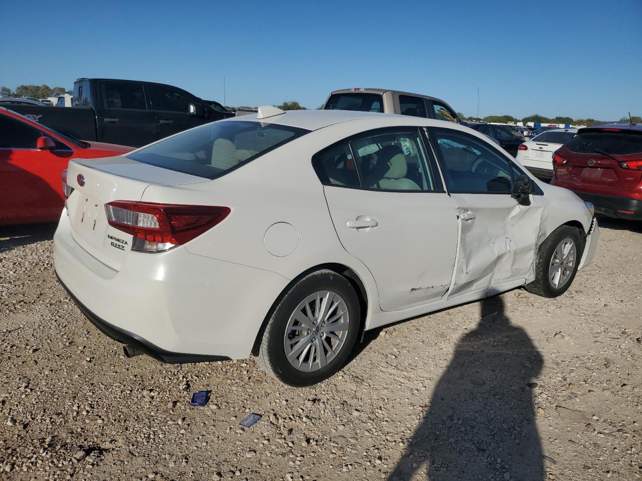 VIN 4S3GKAB68H3614076 2017 SUBARU IMPREZA no.3