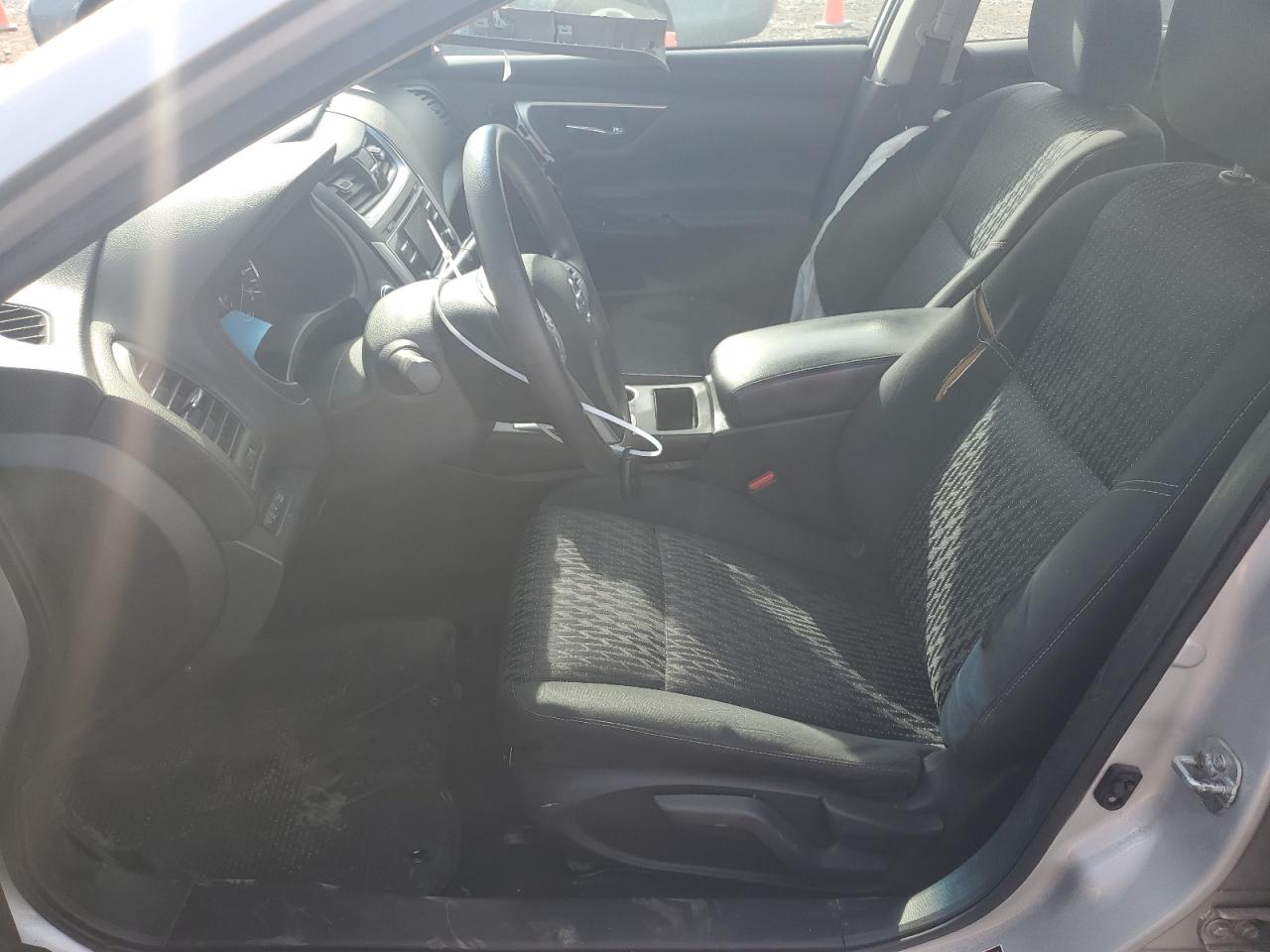 2016 Nissan Altima - Image 7