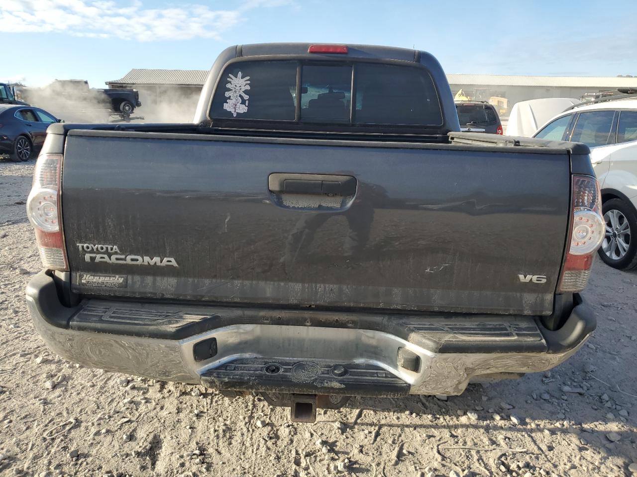 2011 Toyota Tacoma - Image 6