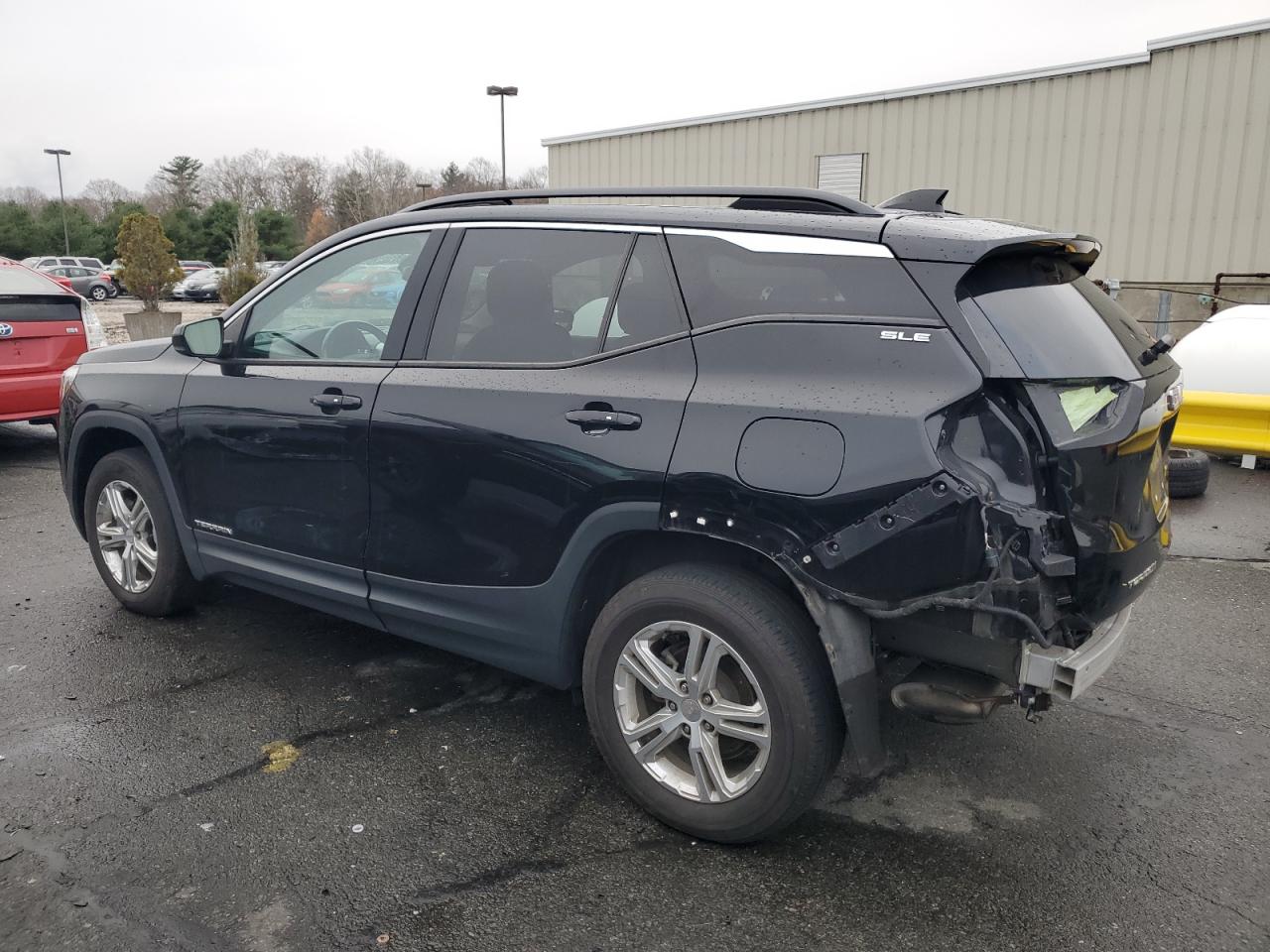 2020 GMC Terrain - Image 2