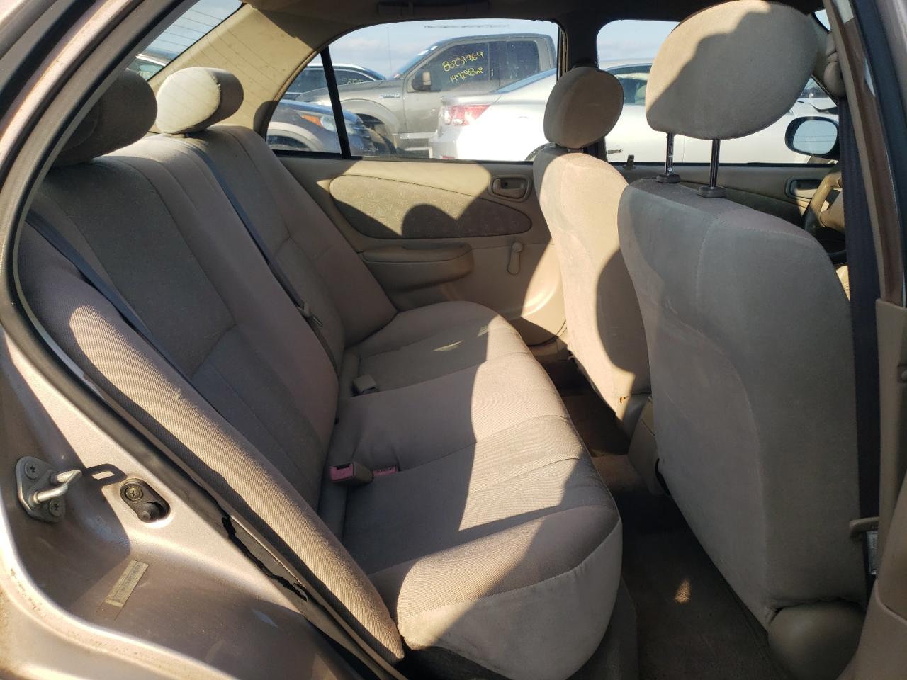 2000 Toyota Corolla - Image 10