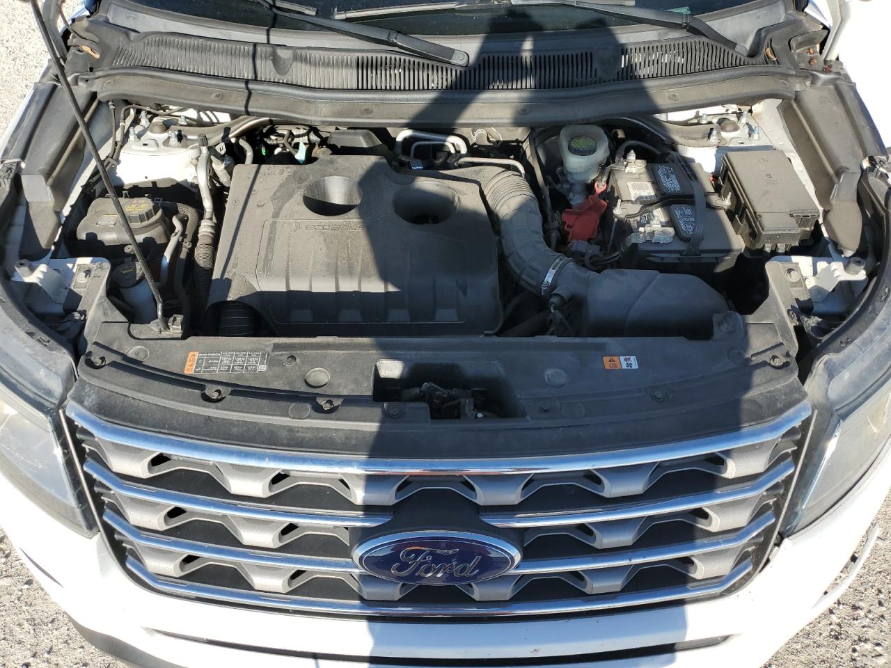 2017 Ford Explorer - Image 12