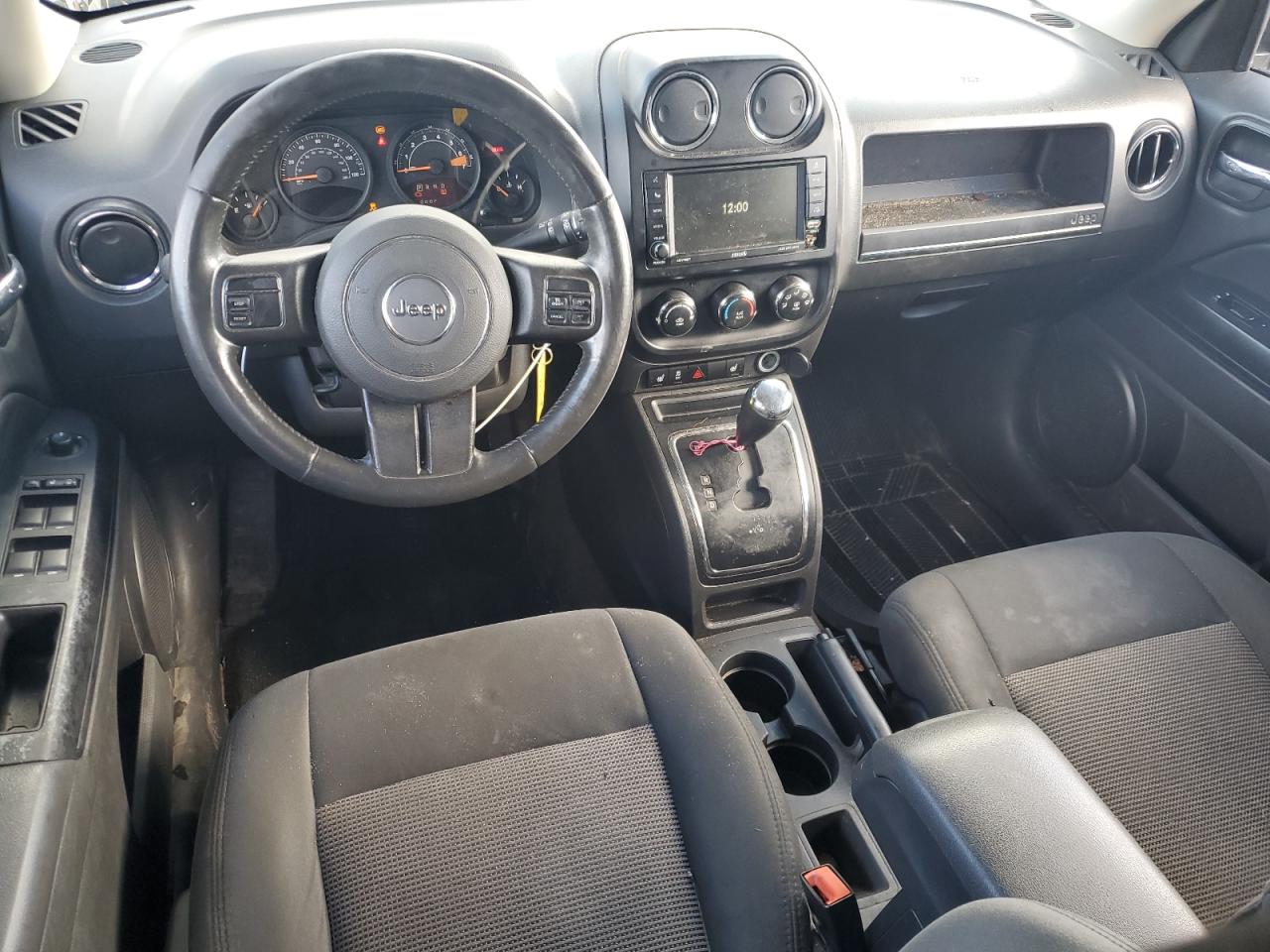 2014 Jeep Liberty (Patriot) - Image 8