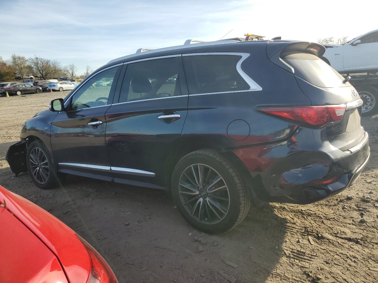 2017 Infiniti QX60 - Image 2