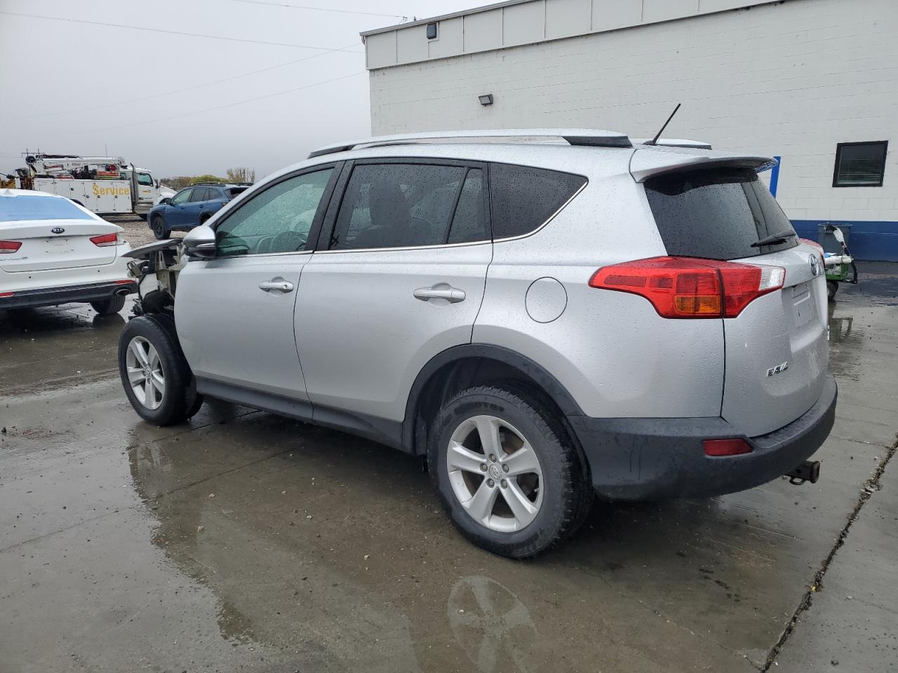 VIN 2T3RFREV6DW076001 2013 TOYOTA RAV4 no.2