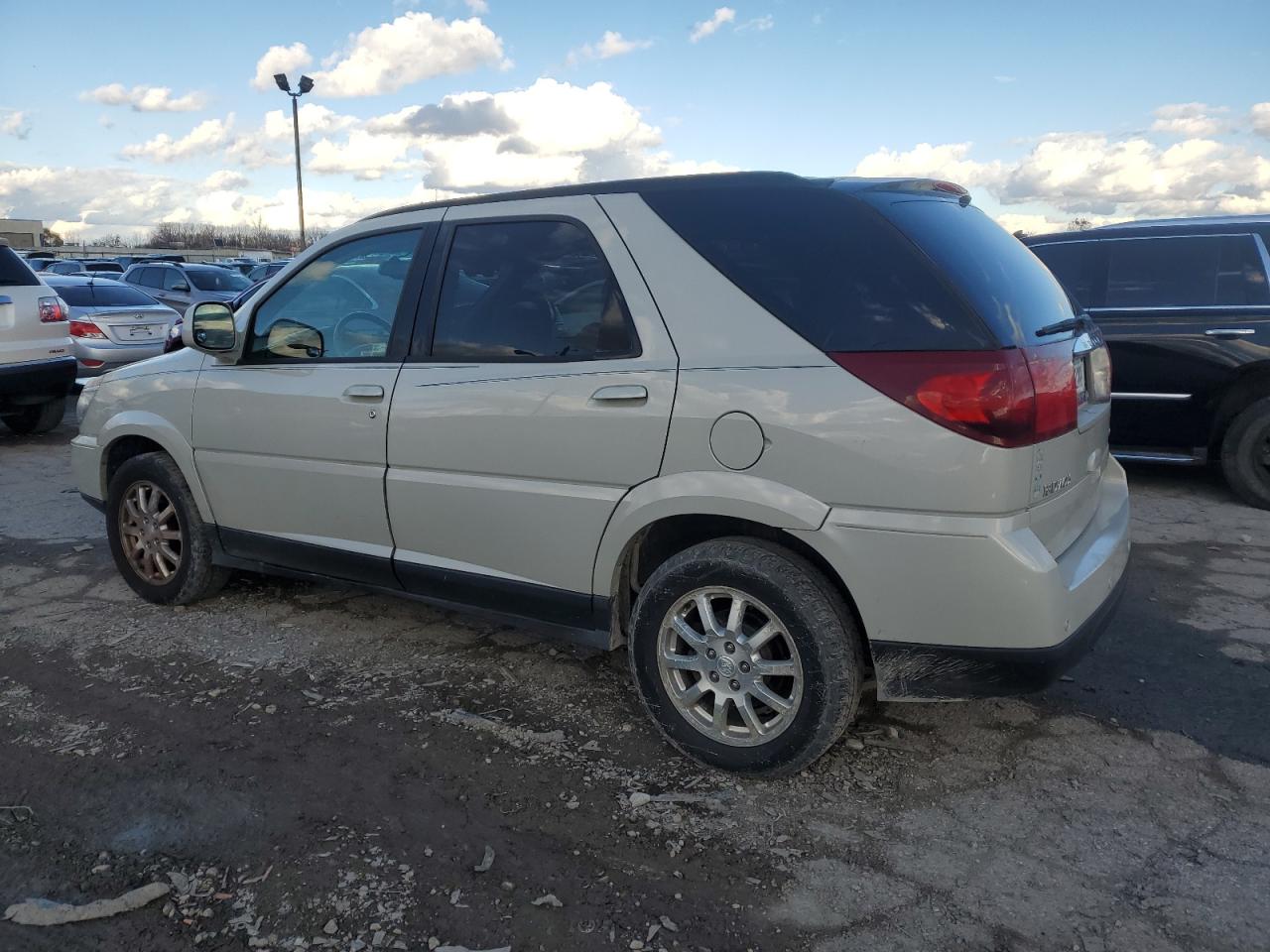 2007 Buick Rendezvous - Image 2