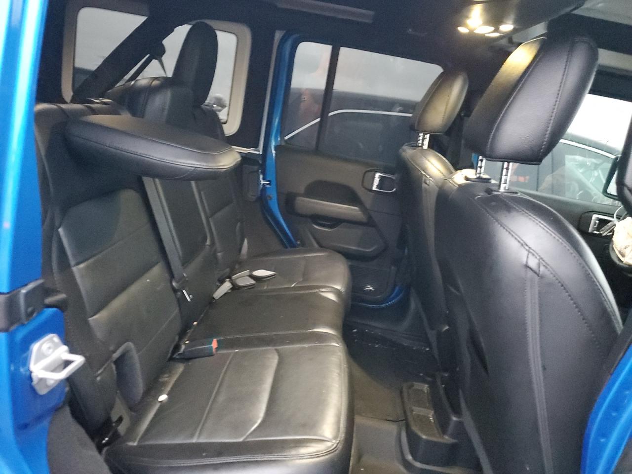 2021 Jeep Wrangler - Image 10