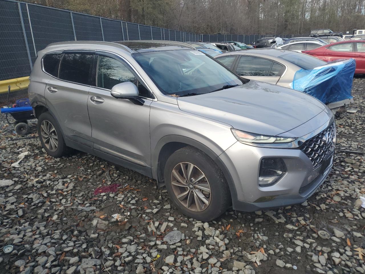 2020 Hyundai Santa Fe - Image 4