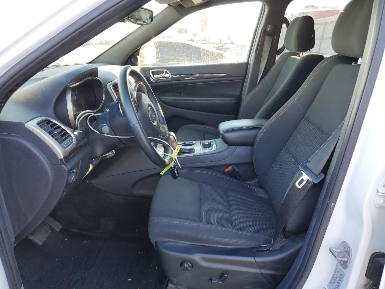 2017 Jeep Grand Cherokee - Image 7