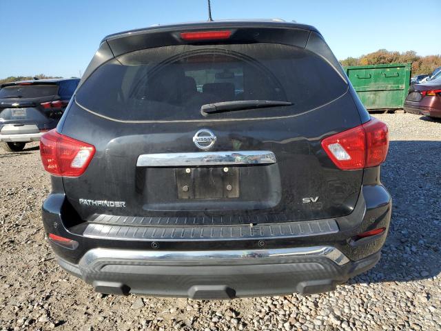  NISSAN PATHFINDER 2017 Чорний