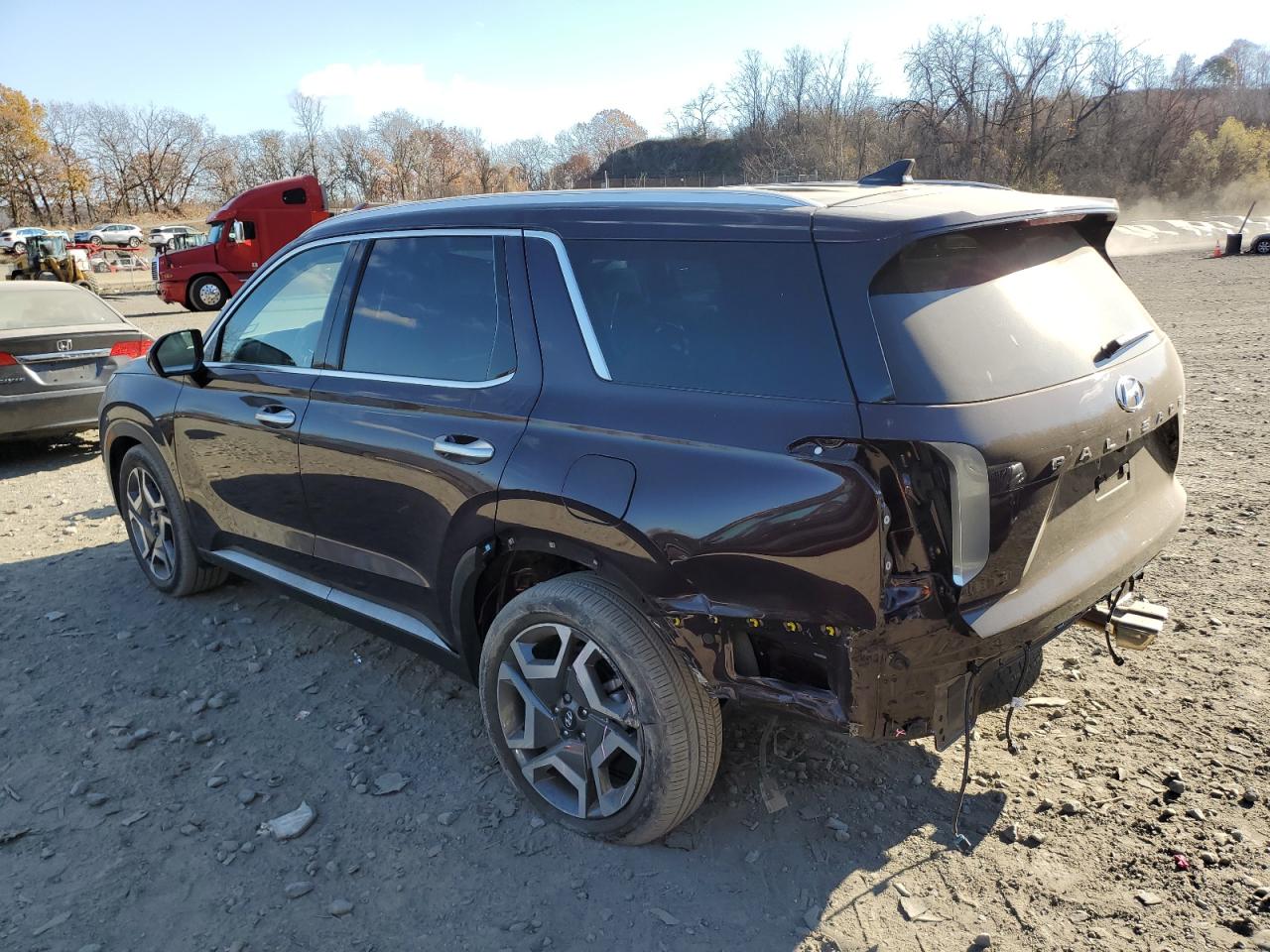 2023 Hyundai Palisade - Image 2