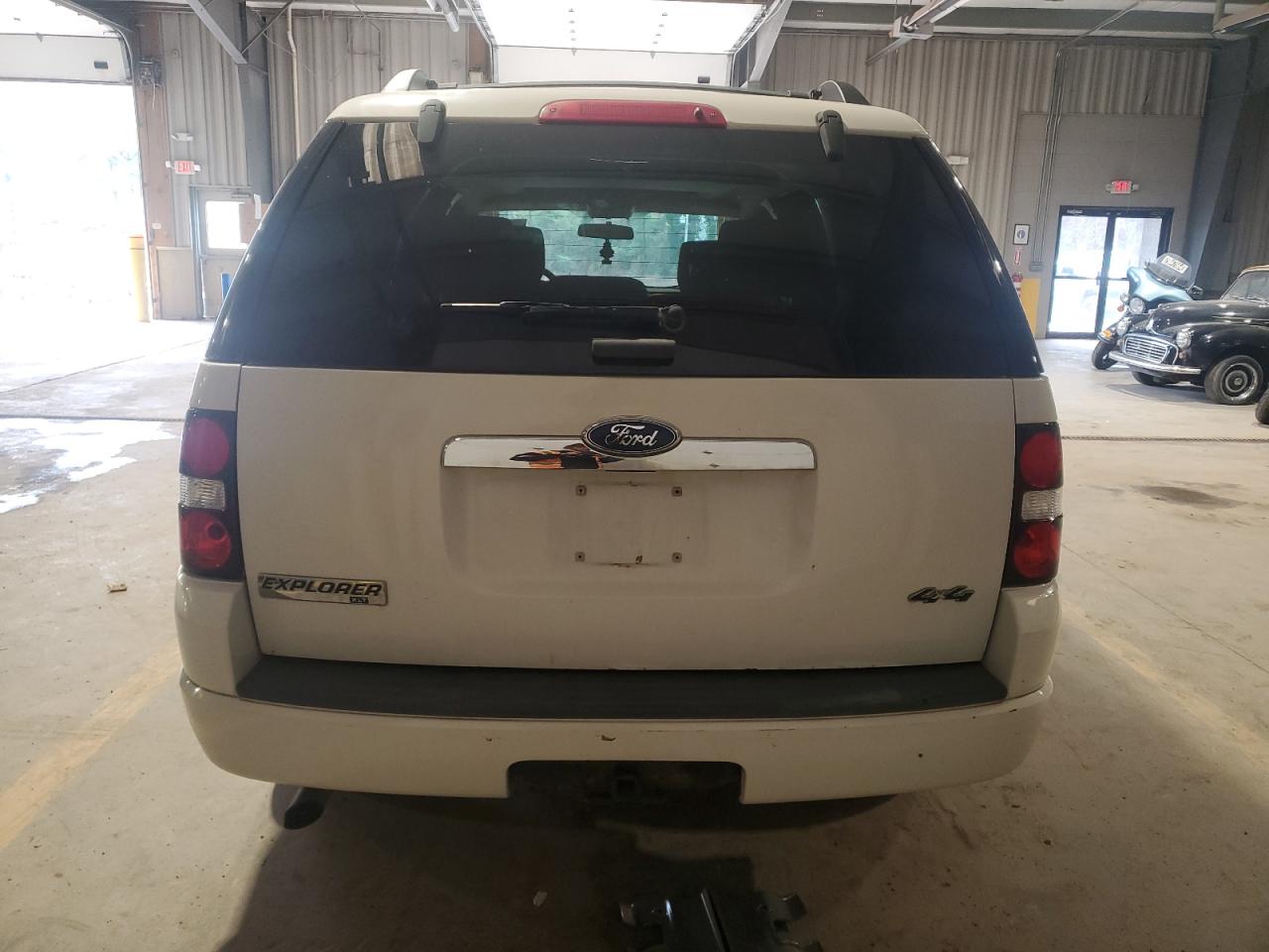 2008 Ford Explorer Xlt VIN: 1FMEU73E38UA16171 Lot: 81403094