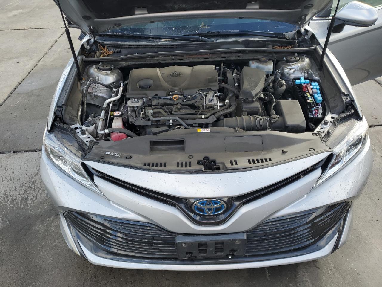 2019 Toyota Camry - Image 11