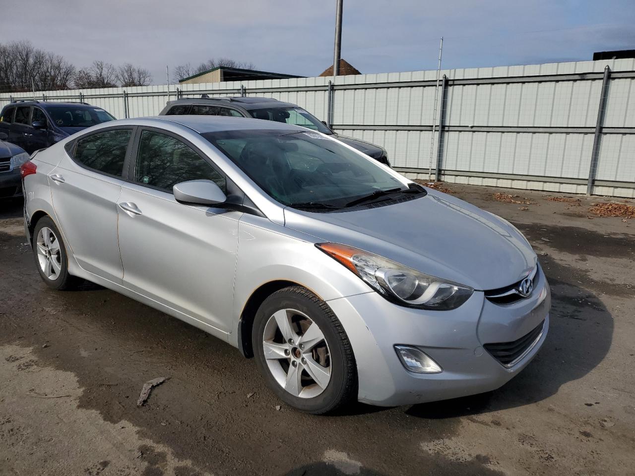 2013 Hyundai Elantra - Image 4