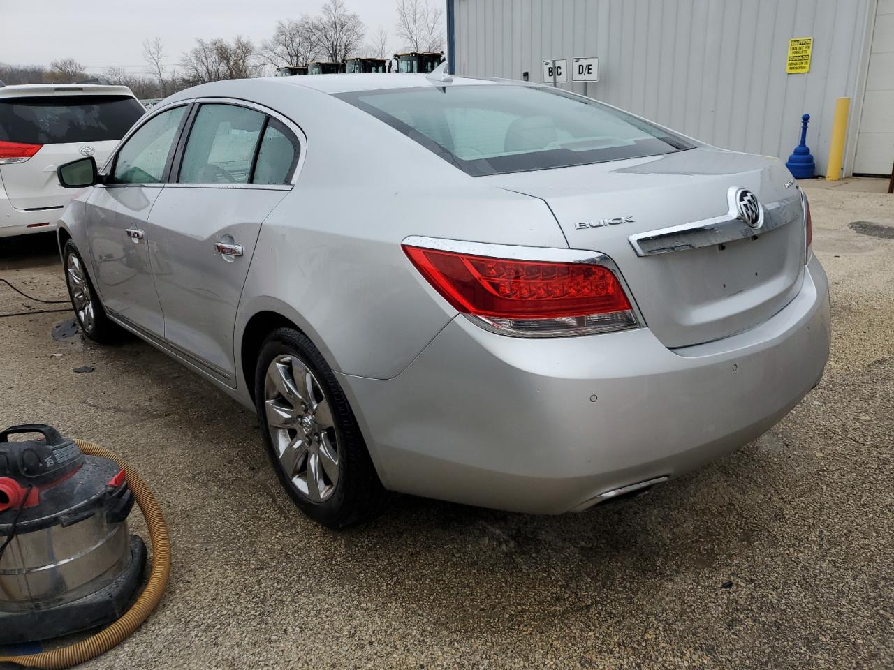 2011 Buick LaCrosse - Image 2