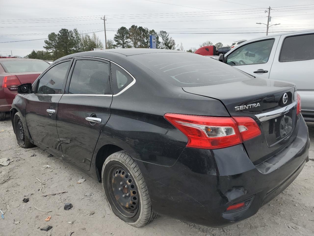 VIN 3N1AB7AP2JY330459 2018 NISSAN SENTRA no.2