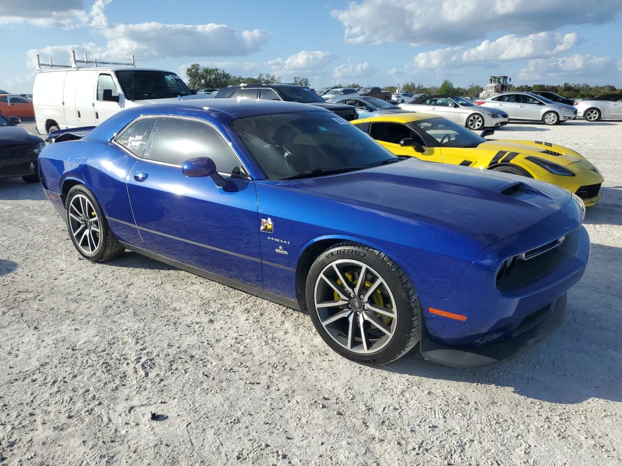 2020 Dodge Challenger - Image 4