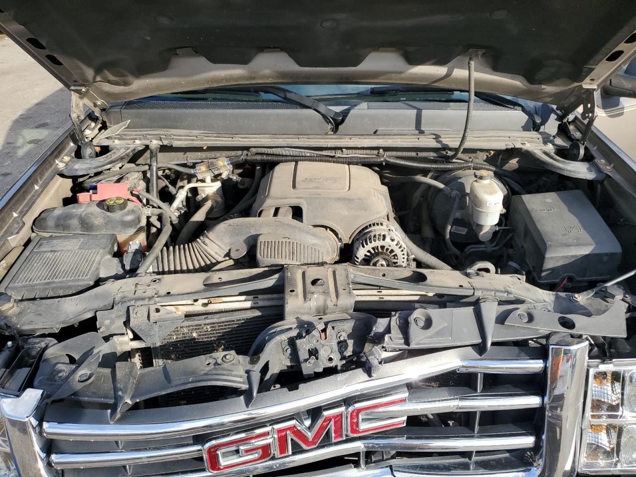 2013 GMC Sierra - Image 11