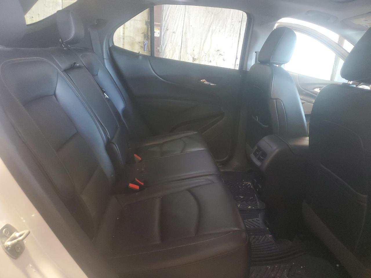2018 Chevrolet Equinox - Image 11