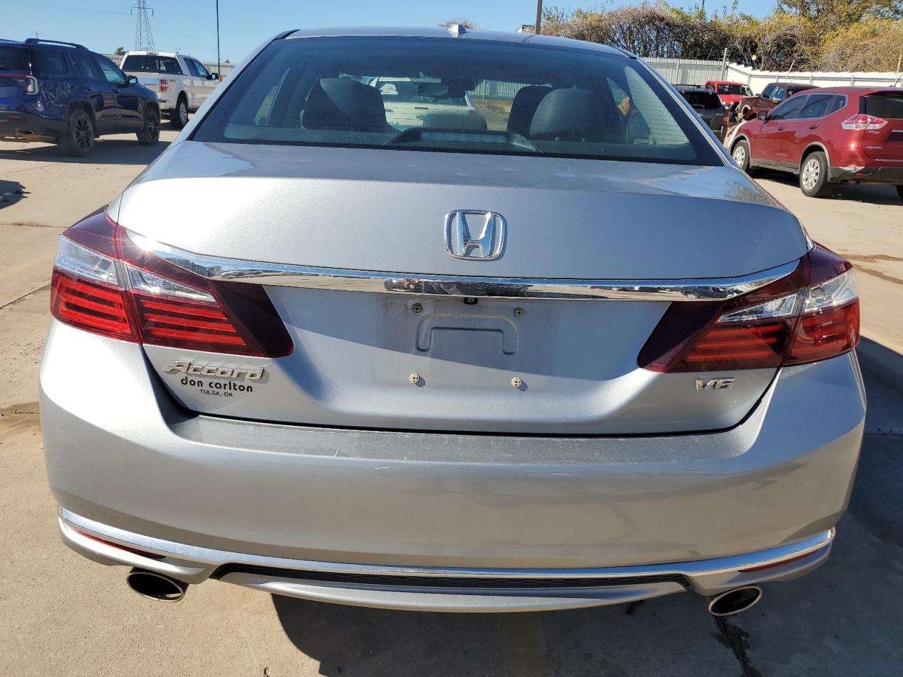 2017 Honda Accord Exl VIN: 1HGCR3F09HA019584 Lot: 80263604