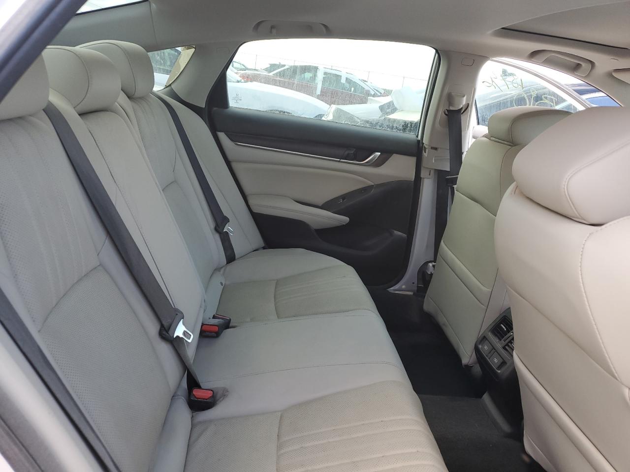 2021 Honda Accord - Image 10