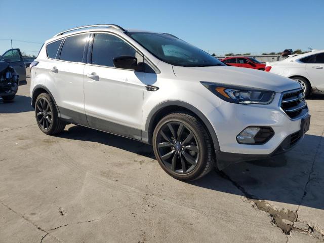  FORD ESCAPE 2018 Білий