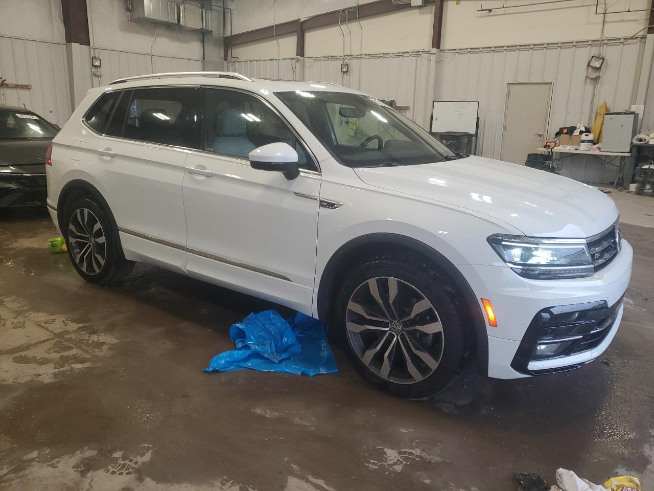 2020 Volkswagen Tiguan - Image 4