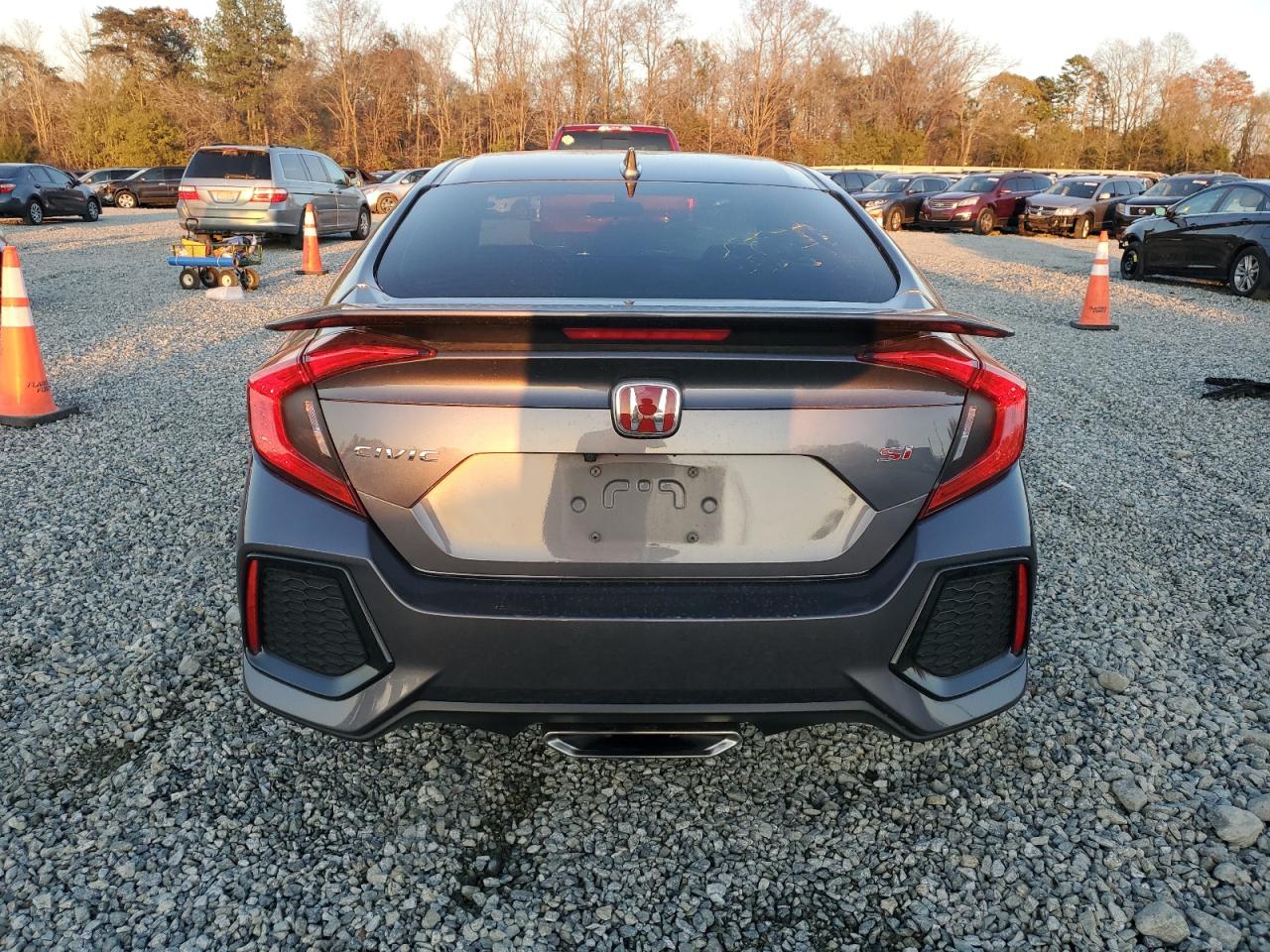 2018 Honda Civic - Image 6