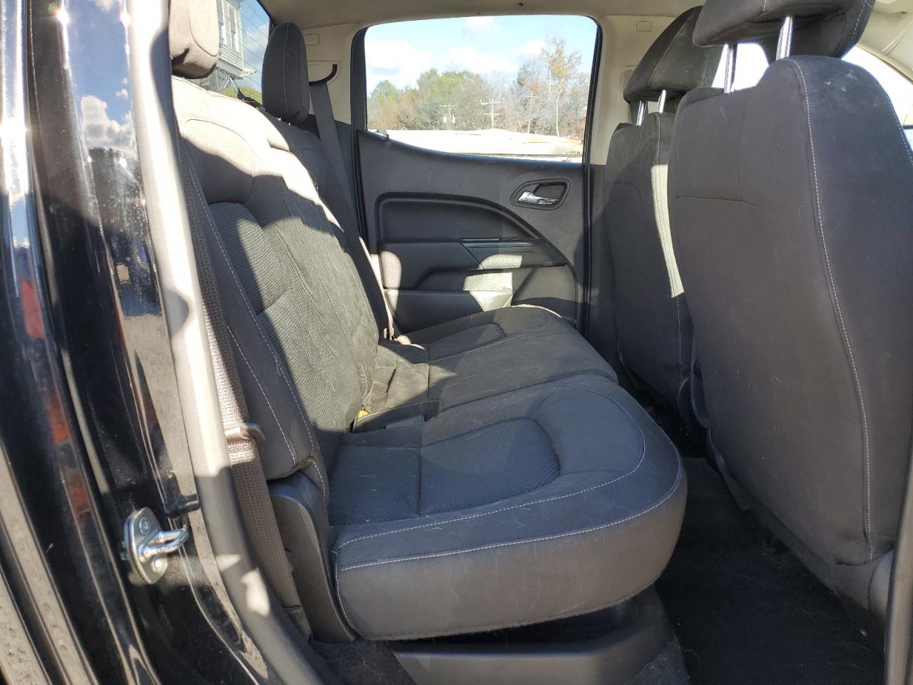 2015 Chevrolet Colorado - Image 10