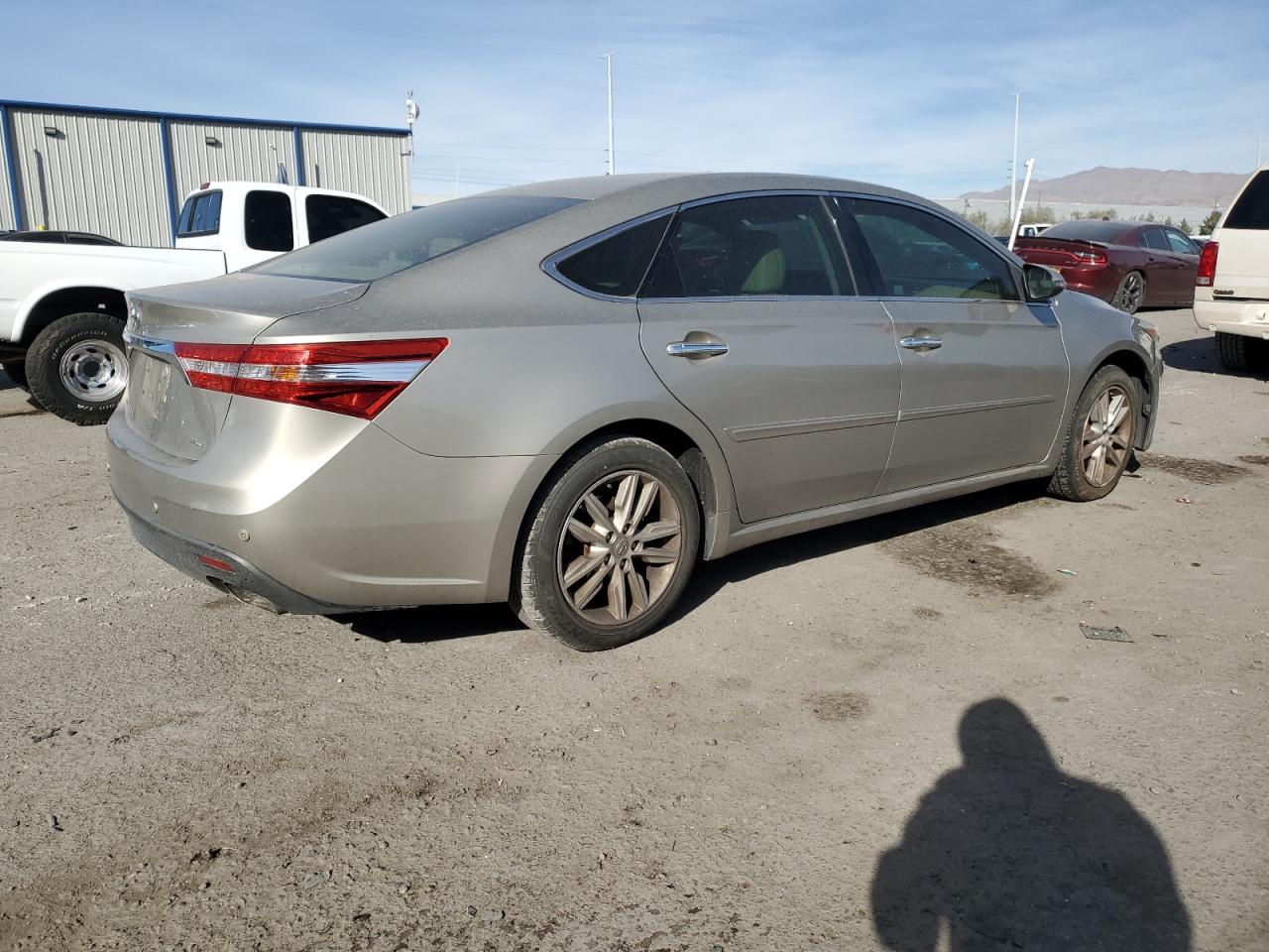 VIN 4T1BK1EB3DU070895 2013 TOYOTA AVALON no.3