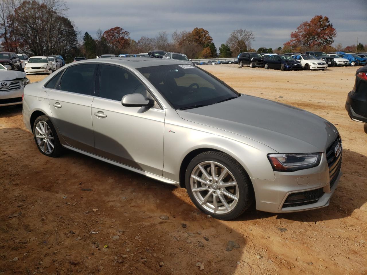 VIN WAUFFAFL3FN010594 2015 AUDI A4 no.4