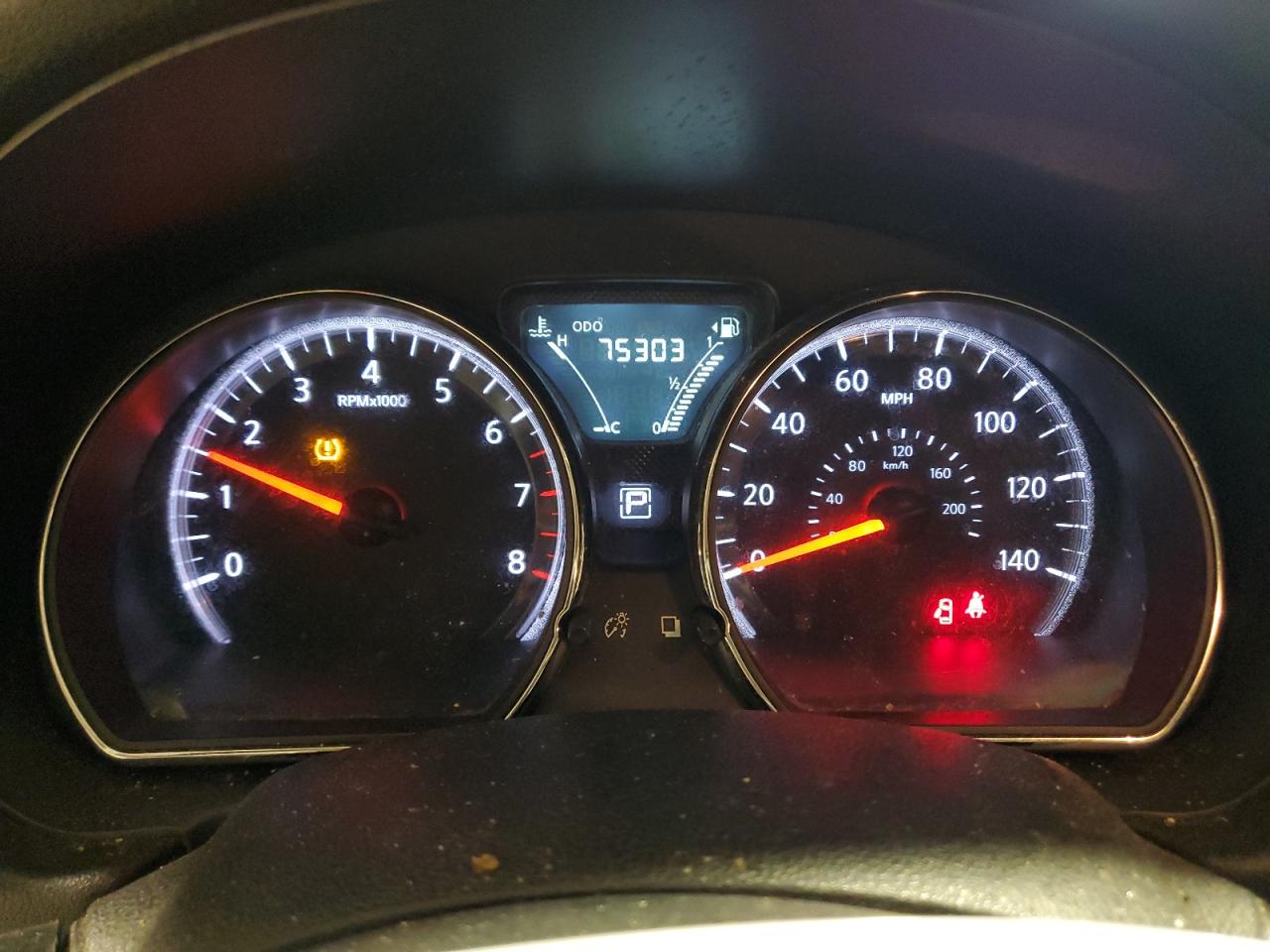 2018 Nissan Versa - Image 9
