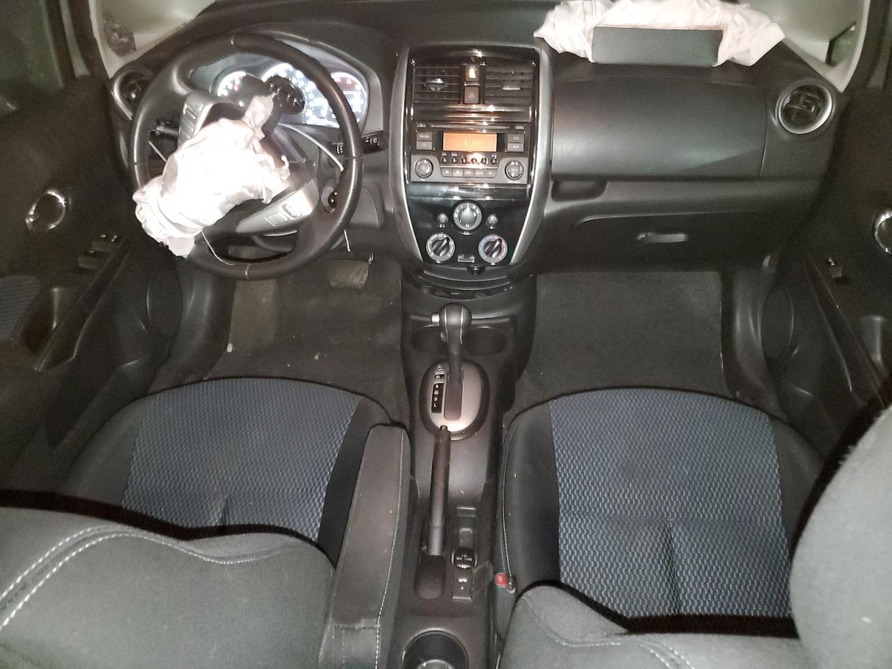 2015 Nissan Versa - Image 8