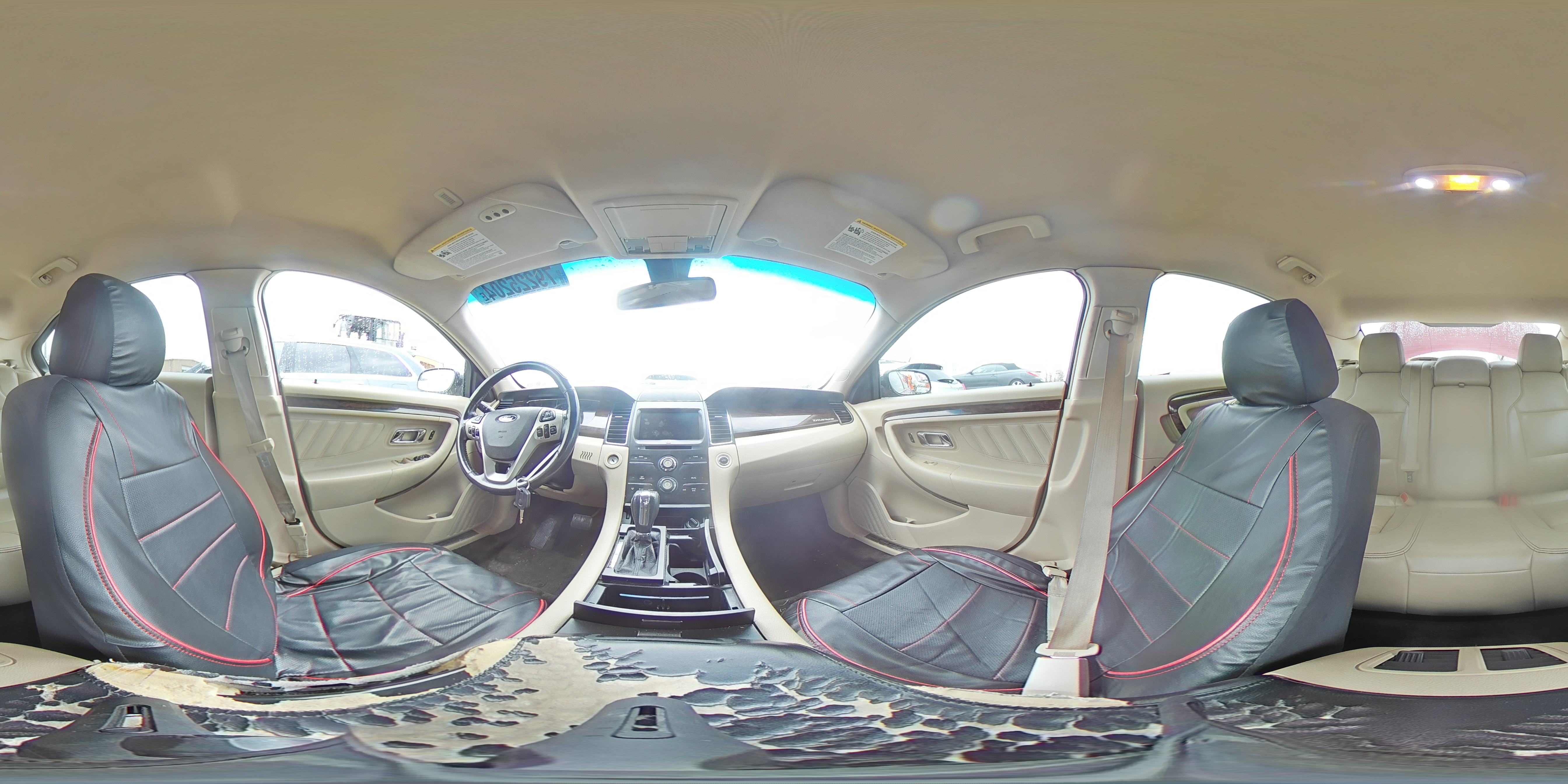 2013 Ford Taurus - Image 12
